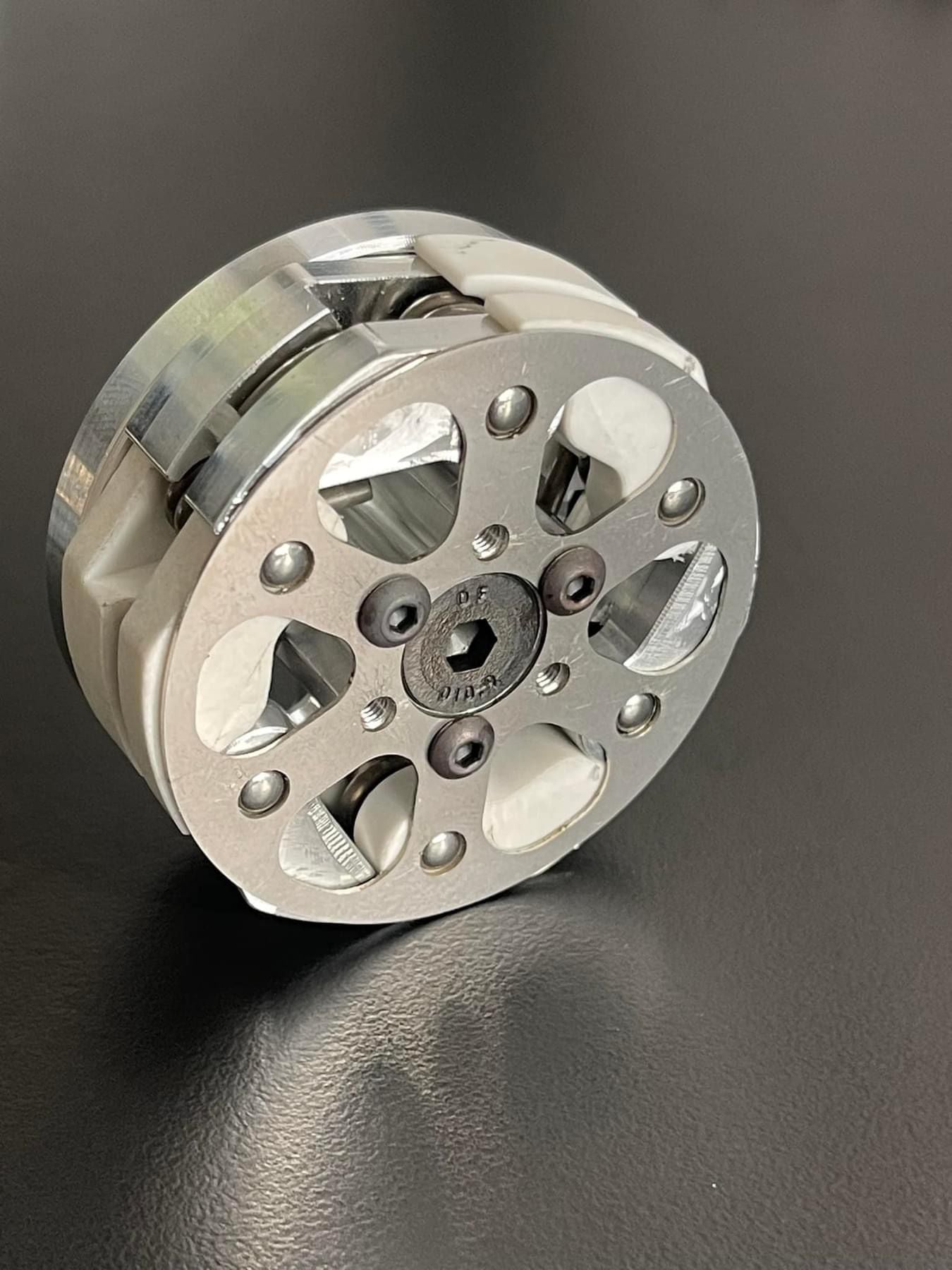 N-R-P Powergrip clutch standard width alloy / PTFE shoes 2.0 springs Onroad. L/M