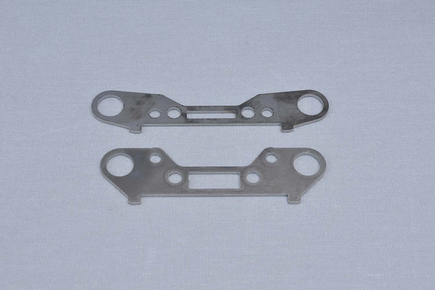 MCD Racing Rear Wishbone Holder Steel Bracket Set 300501S