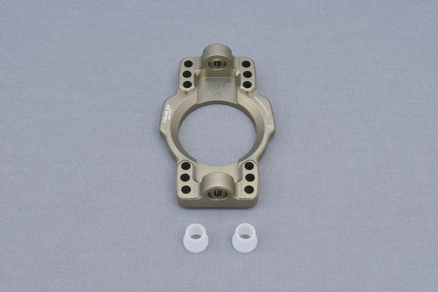 MCD Racing 0°±4° Adjustable Caster Hub Plate 302201A