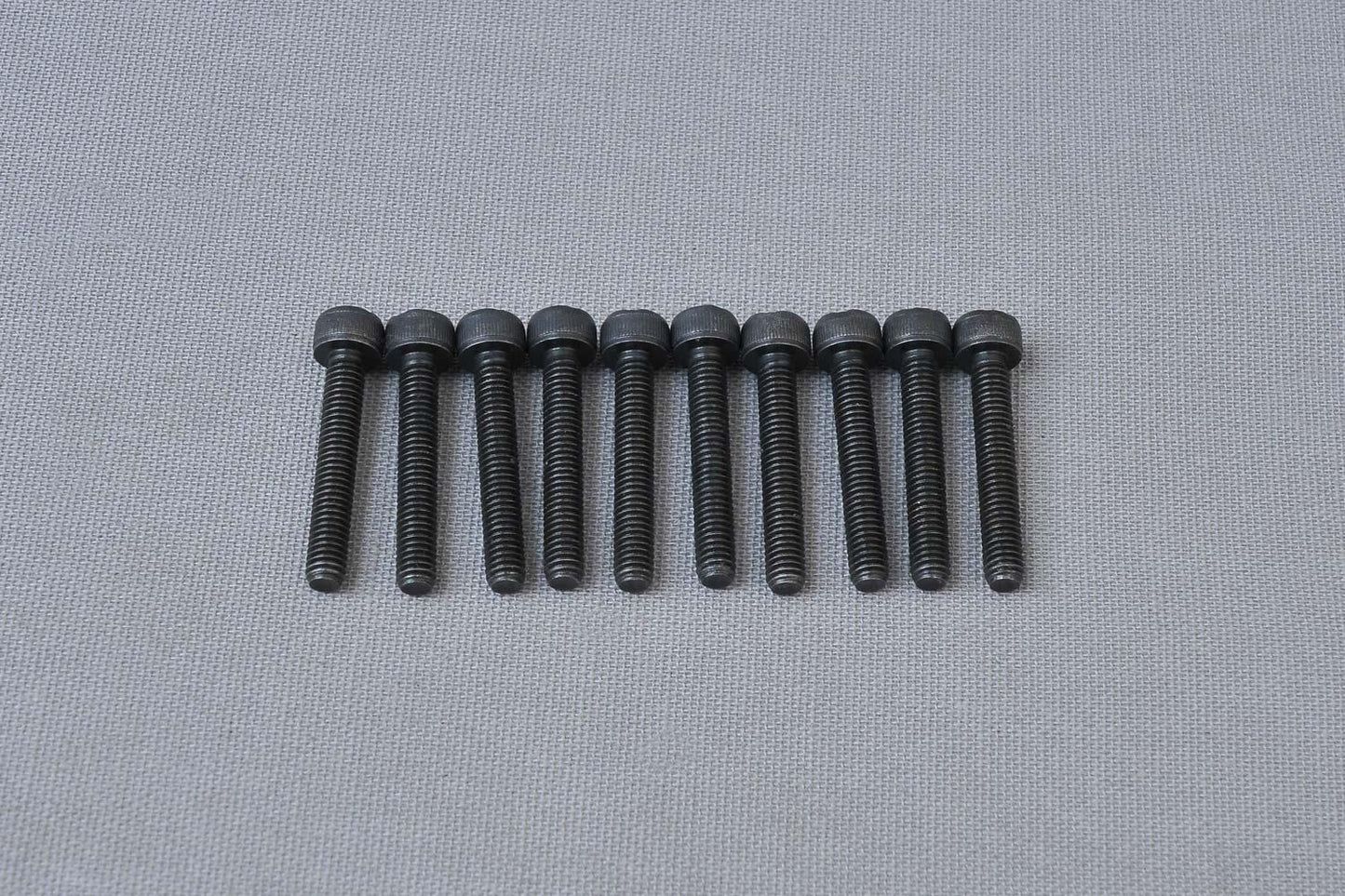 MCD Racing CH Hex Screw M4x25 mm 630401S