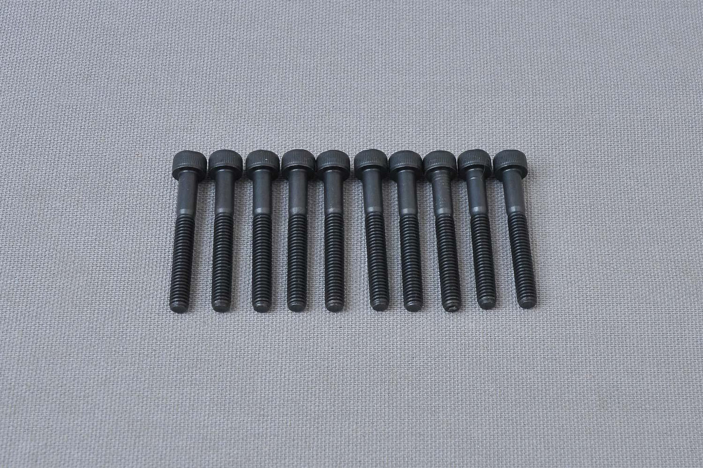 MCD Racing CH Hex Screw M4x30 mm 630501S