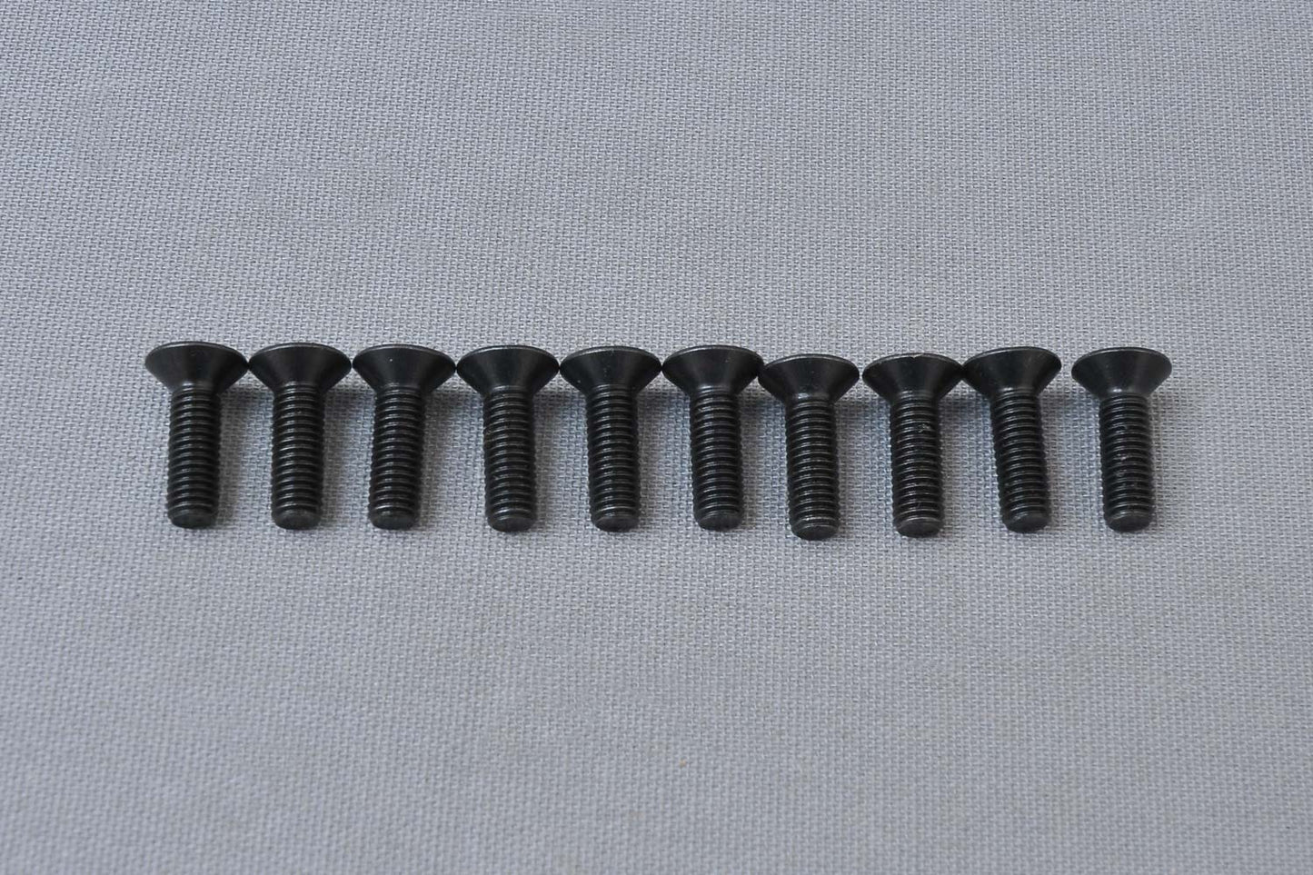 MCD Racing CS Hex Screw M5x16 mm 635201S