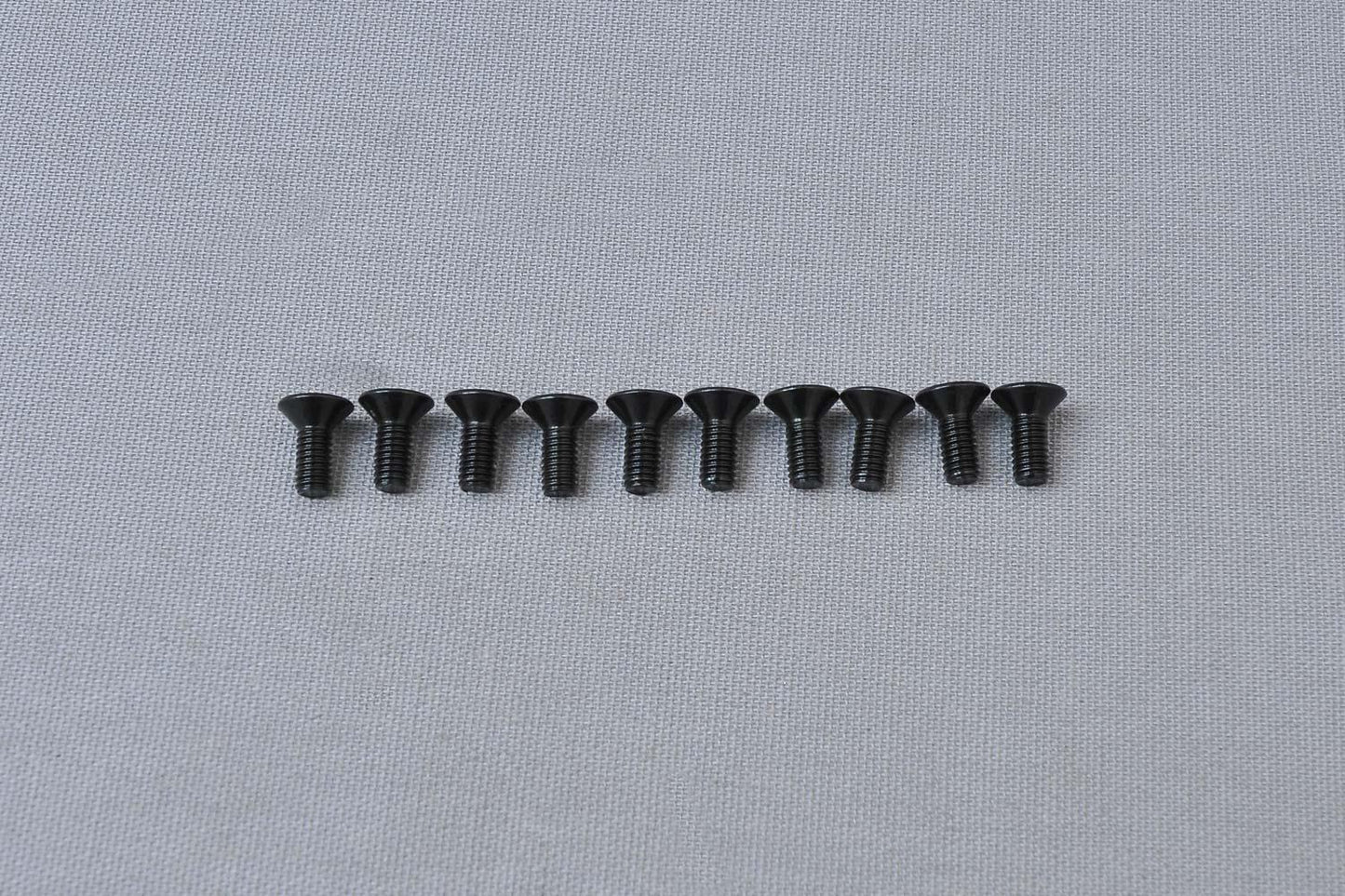 MCD Racing CS Hex Screw M4x10 mm 635501S