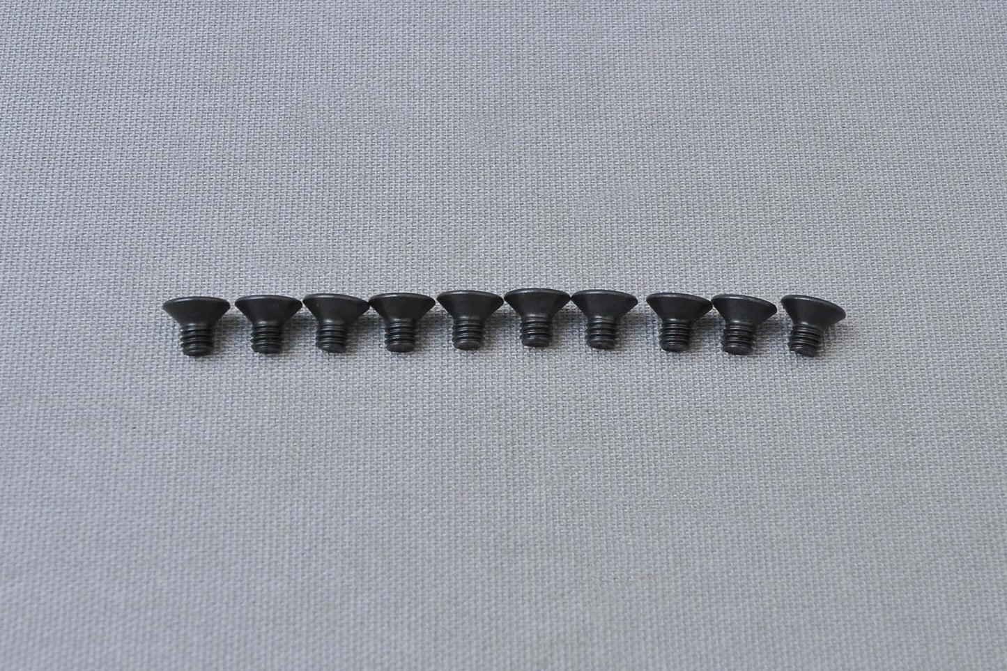 MCD Racing CS Hex Screw M4x6 mm 635901S