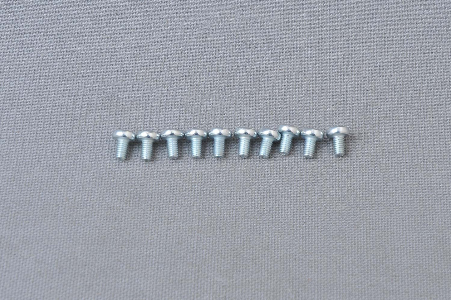 MCD Racing BH Hex Screw M3x5 mm 641101S