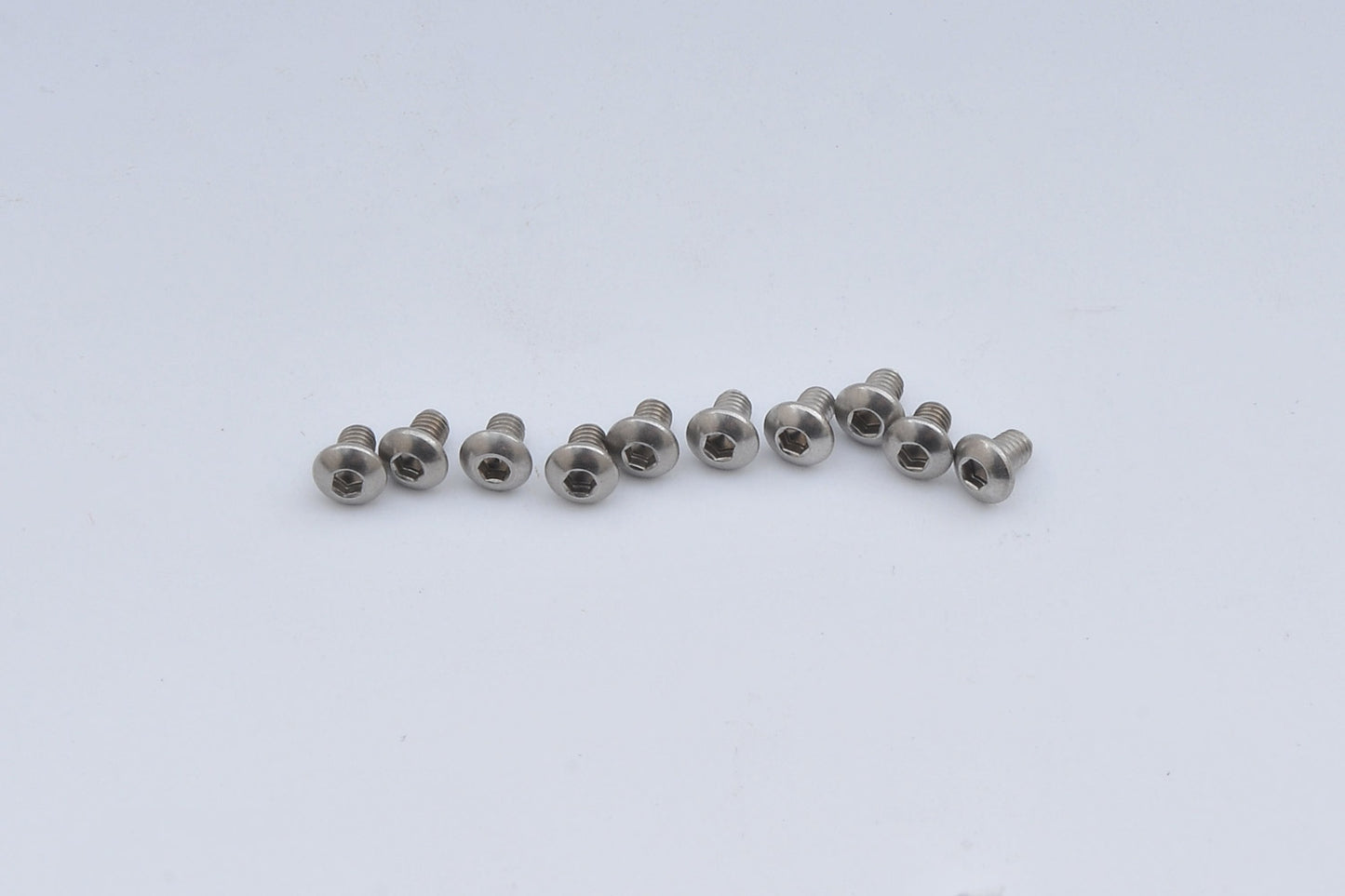 MCD Racing BH Hex Screw M3x4 mm 641401S